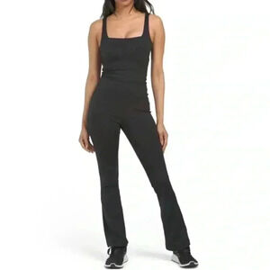 Thrive society black square neck athletic jumpsuit